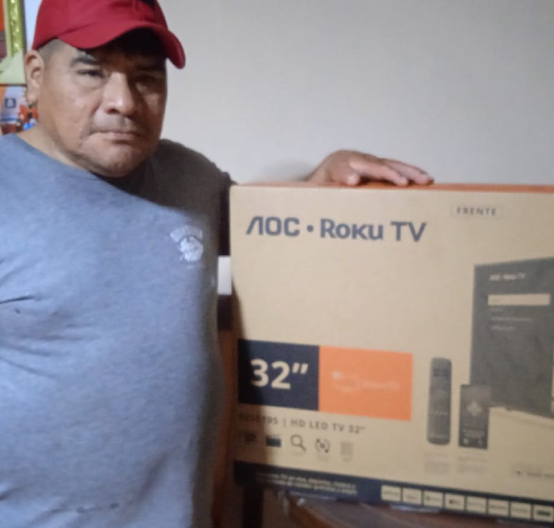 Moto cargo 200H entregada a Carlos Maza